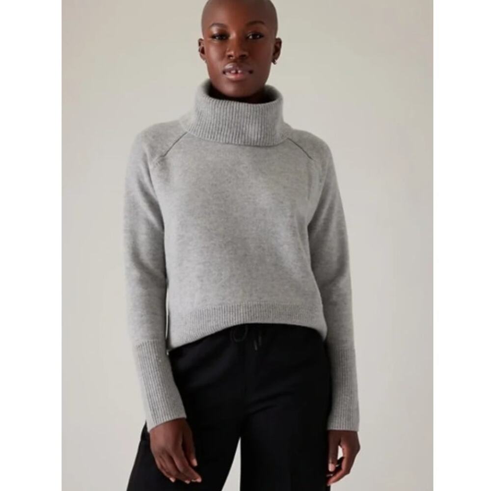 Athleta Medium Alpine Turtleneck Sweater Grey Heather Merino Wool Cashmere